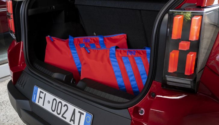 Fiat Grande Panda è il superpremio della “Ruota della fortuna” con Gerry Scotti - Foto 111 di 129