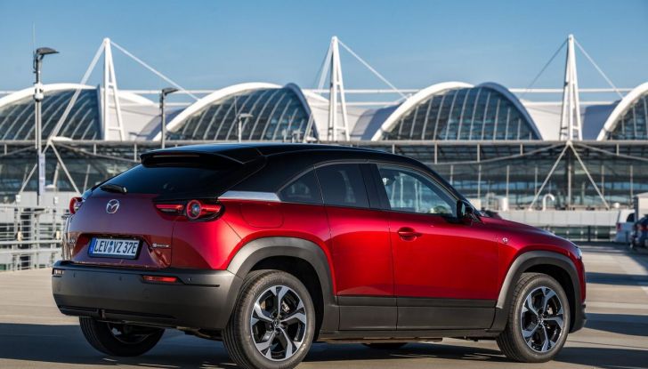 Mazda MX-30 R-EV 2025