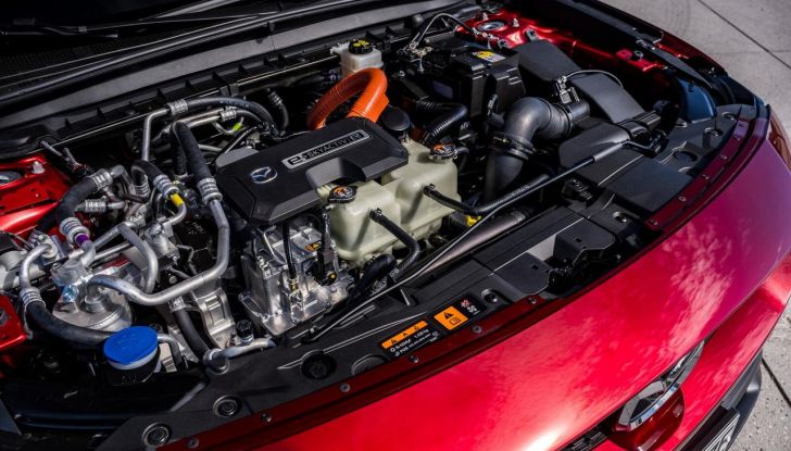 Mazda MX-30 R-EV 2025