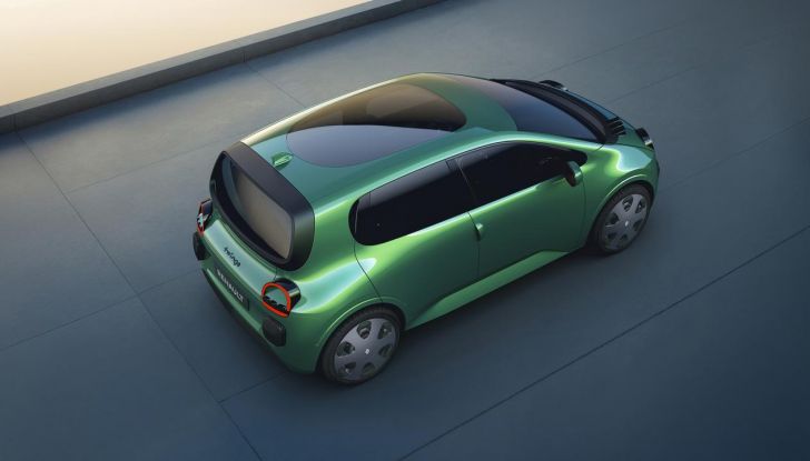 Renault Twingo E-Tech Electric, ecco gli interni: minimalismo, funzionalità e un tocco di nostalgia anni ‘90 - Foto 21 di 28