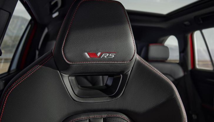 Skoda Kodiaq 2025: debuttano le versioni RS e Sportline 130 Edition - Foto 6 di 13