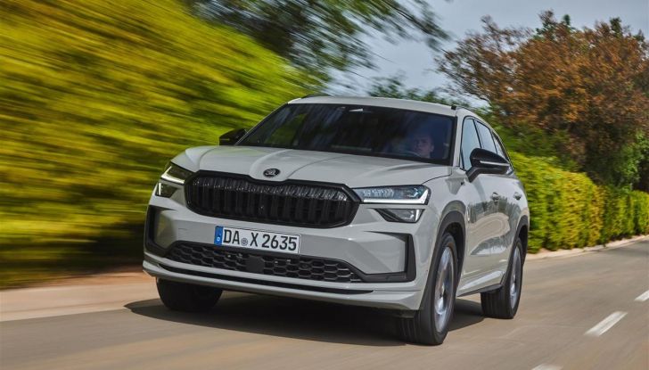 Skoda Kodiaq 2025: debuttano le versioni RS e Sportline 130 Edition - Foto 9 di 13