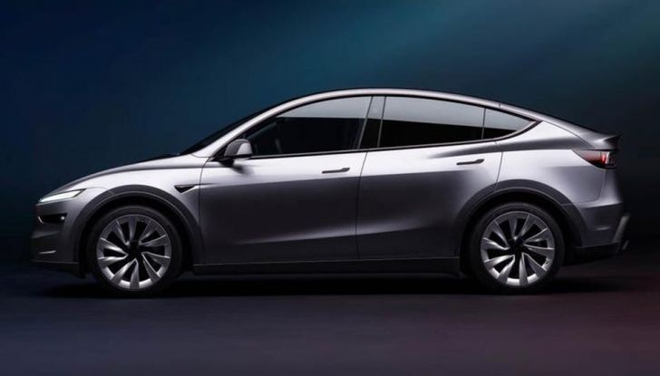 Tesla Model Y 2025