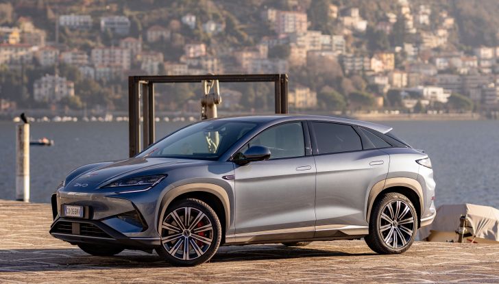 BYD Sealion 7 caratteristiche e prezzi del SUV con motore elettrico - Foto 3 di 9