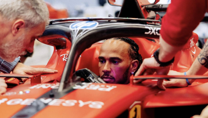 F1 Cina, Hamilton su Ferrari in pole nelle qualifiche Sprint a Shanghai - Foto 4 di 8