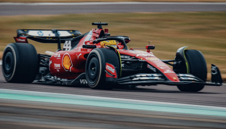 F1 Cina, Hamilton su Ferrari in pole nelle qualifiche Sprint a Shanghai - Foto 5 di 8