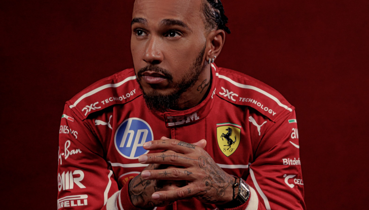 F1 Cina, Hamilton su Ferrari in pole nelle qualifiche Sprint a Shanghai - Foto 6 di 8