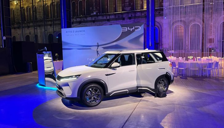 Test drive della BYD Atto2 con cui accelera in Italia con questa SUV compatta elettrica - Foto 75 di 77