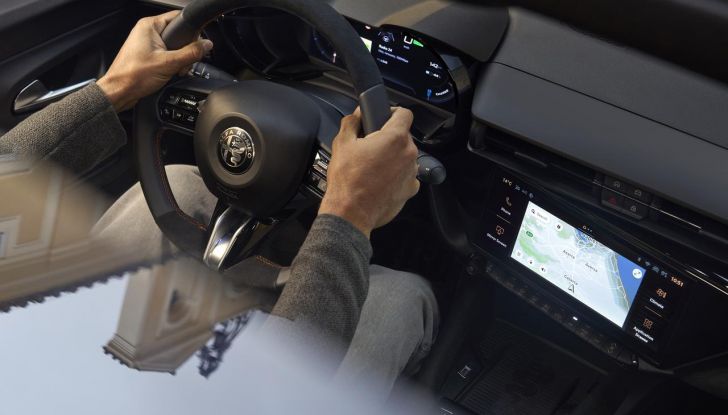 Alfa Romeo Intensa: debutta il nuovo allestimento su tutta la gamma - Foto 26 di 50