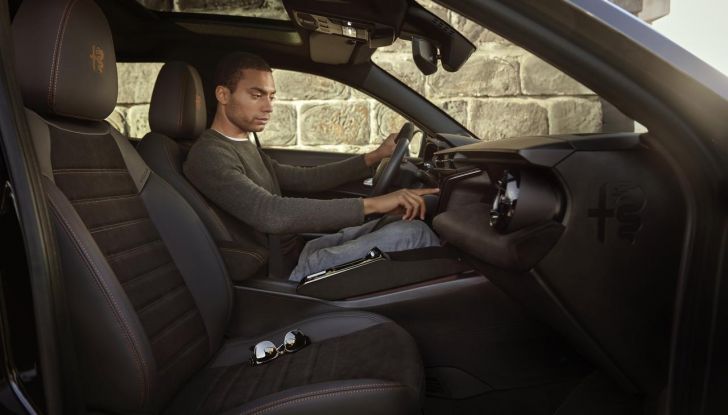 Alfa Romeo Intensa: debutta il nuovo allestimento su tutta la gamma - Foto 23 di 50