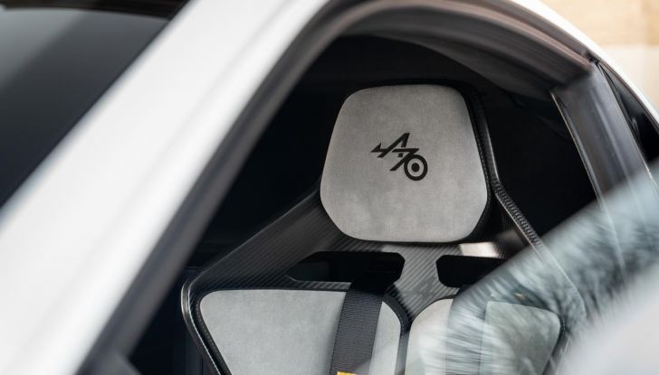 Alpine A110 rinnova la gamma prima del passaggio all’elettrico - Foto 25 di 69