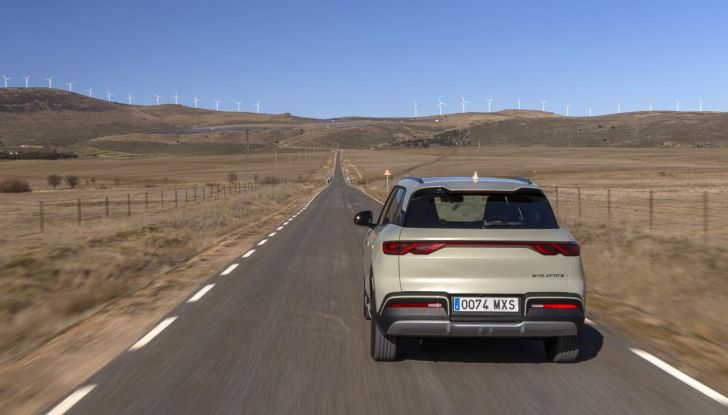 Test drive della BYD Atto2 con cui accelera in Italia con questa SUV compatta elettrica - Foto 53 di 77