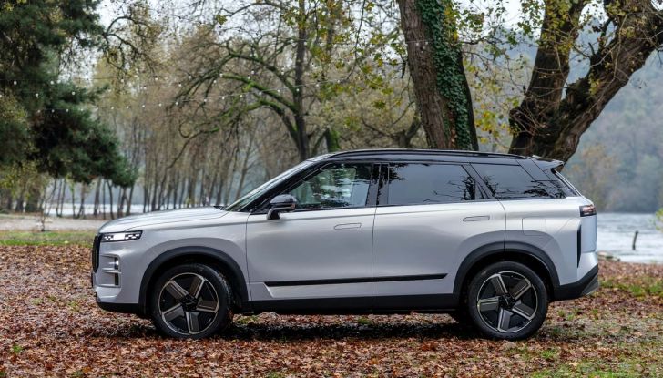 Jaecoo 7 Super Hybrid: nuovo SUV ibrido plug-in con 1200 km di autonomia - Foto 20 di 41