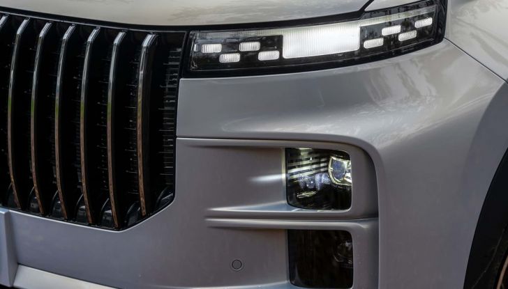 Jaecoo 7 Super Hybrid: nuovo SUV ibrido plug-in con 1200 km di autonomia - Foto 22 di 41