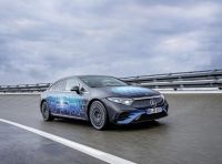 Mercedes EQS con batteria allo stato solido sfonda il muro dei 1000 km