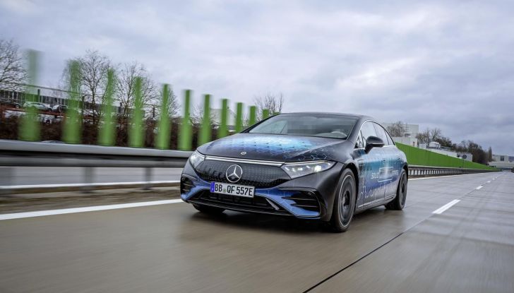 Mercedes EQS batteria allo stato solido
