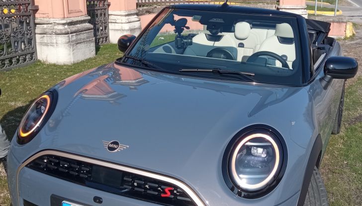 Nuova Mini Cooper Cabrio 2025, test drive e dati tecnici - Foto 22 di 26