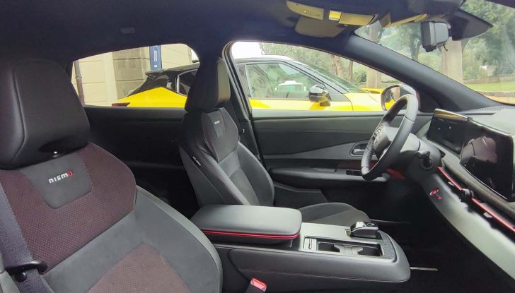 Nissan X-Trail Mild Hybrid e Ariya Nismo 2025: prova su strada, consumi e prezzi - Foto 10 di 41