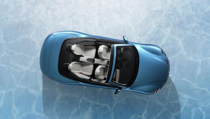 Nuova Maserati GranCabrio diventa più accessibile con 490 CV di puro piacere - Foto 8 di 30