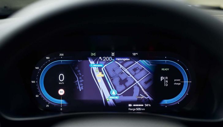Volvo EX40: caratteristiche tecniche, autonomia e prezzi del SUV elettrico - Foto 16 di 18