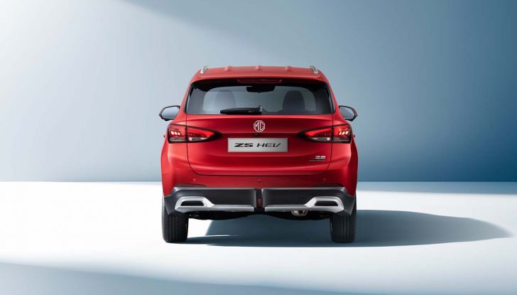 MG ZS: caratteristiche tecniche, autonomia e prezzi del SUV britannico - Foto 6 di 19