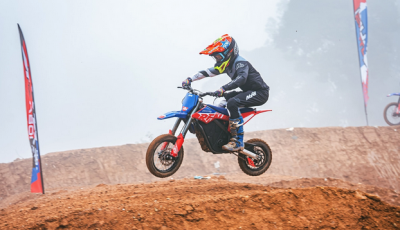 Apollino presenta la serie di moto elettriche fuoristrada RFN Warrior, testate dal campione Mason Ezergailis