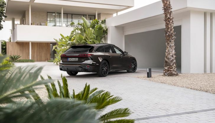 Audi A6 Avant 2025: la regina delle station wagon si rinnova - Foto 2 di 66