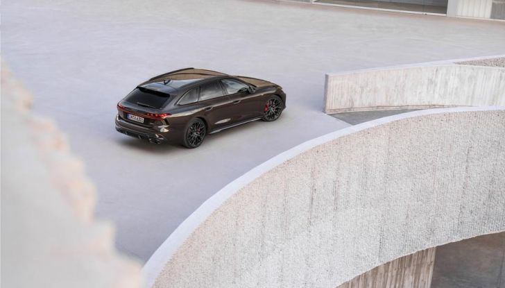 Audi A6 Avant 2025: la regina delle station wagon si rinnova - Foto 5 di 66