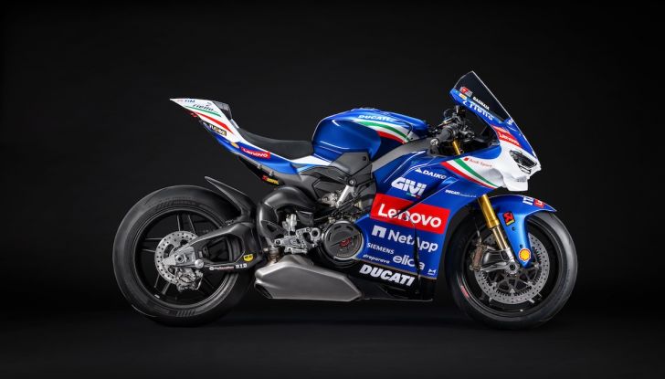 Ducati Panigale V4 Tricolore Italia, una moto che omaggia il trionfo in Azzurro di Ducati al Mugello - Foto 4 di 8