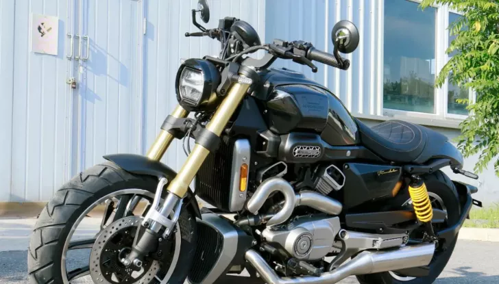 Hyosung GV 125 X: la mini muscle bike che starebbe bene anche in Italia - Foto 7 di 7