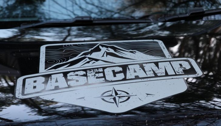 Isuzu D-Max Basecamp: fuoristrada senza limiti con il pick-up che diventa un rifugio - Foto 21 di 26