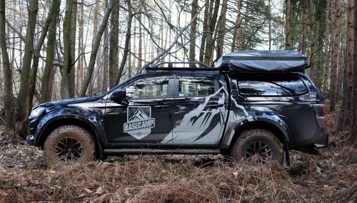 Isuzu D-Max Basecamp: fuoristrada senza limiti con il pick-up che diventa un rifugio - Foto 3 di 26