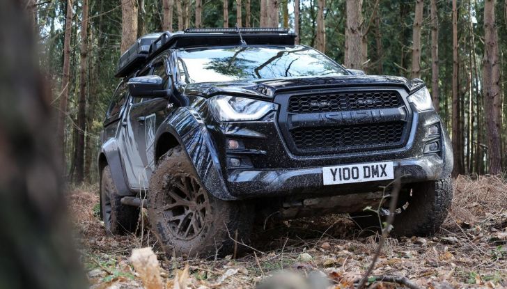 Isuzu D-Max Basecamp: fuoristrada senza limiti con il pick-up che diventa un rifugio - Foto 6 di 26
