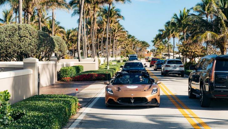 Maserati MC20 a guida autonoma