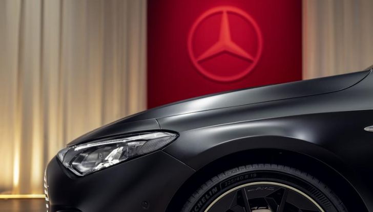 Mercedes CLA 2026: debutta la nuova generazione sia ibrida che elettrica - Foto 38 di 62