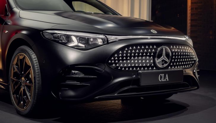 Mercedes CLA 2026: debutta la nuova generazione sia ibrida che elettrica - Foto 42 di 62