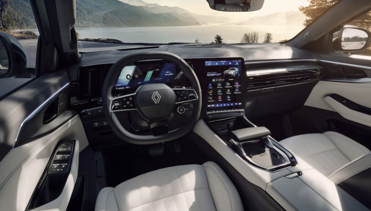 Renault Espace 2025: restyling high-tech per la familiare ibrida - Foto 12 di 12