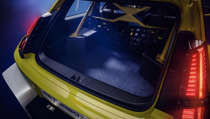 Renault 5 Turbo 3E: l’elettrica da 540 CV che non ti aspetti in formato city car - Foto 21 di 47