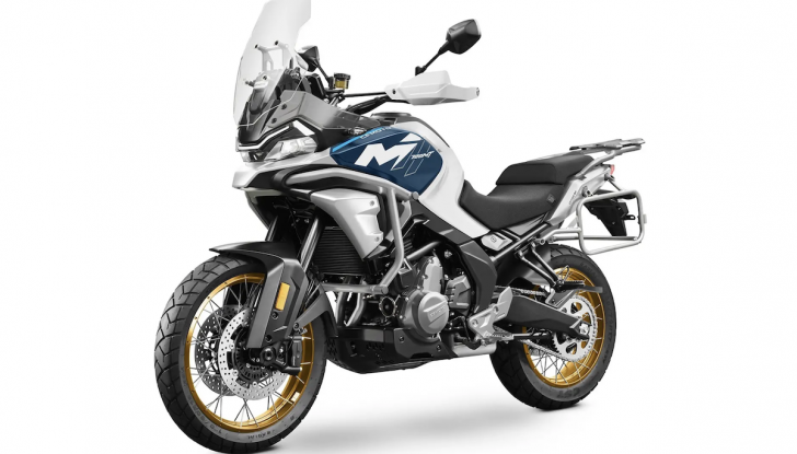 CFmoto 700MT ADV, l’avventura su due ruote senza spendere troppo - Foto 10 di 11