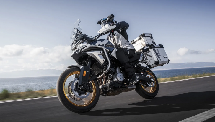 CFmoto 700MT ADV, l’avventura su due ruote senza spendere troppo - Foto 6 di 11