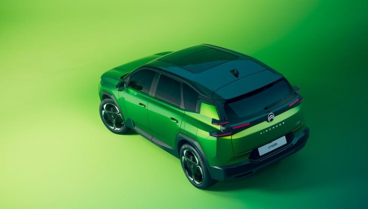 Citroën C5 Aircross 2026: più potenza, spazio e digitalizzazione - Foto 13 di 76