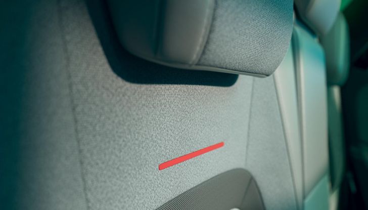 Citroën C5 Aircross 2026: più potenza, spazio e digitalizzazione - Foto 19 di 76