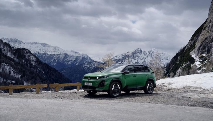 Citroën C5 Aircross 2026: più potenza, spazio e digitalizzazione - Foto 55 di 76