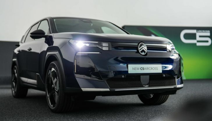 Citroën C5 Aircross 2026: più potenza, spazio e digitalizzazione - Foto 66 di 76