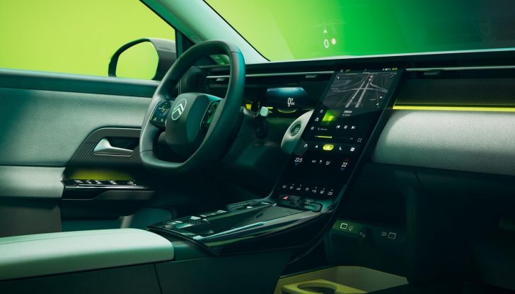 Citroën C5 Aircross 2026: più potenza, spazio e digitalizzazione - Foto 32 di 76