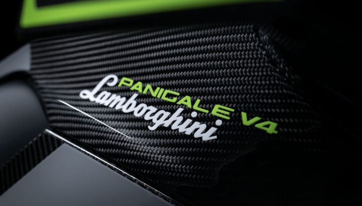 Ducati e Lamborghini ancora insieme: presentata la Panigale V4 Lamborghini - Foto 5 di 8