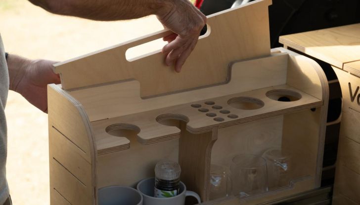 Da SUV a mini-camper: il kit modulare di VanLab che trasforma il tuo veicolo in 3 ore - Foto 5 di 26