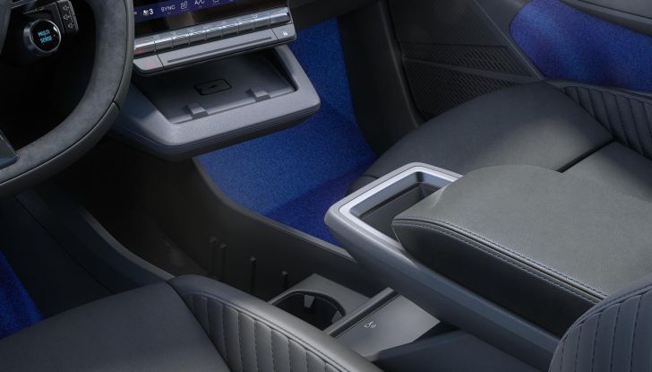 Renault Megane E-Tech Electric 2025: ora veste Alpine e si guida con un solo pedale - Foto 4 di 16