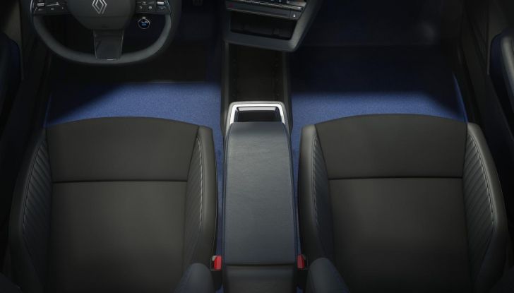 Renault Megane E-Tech Electric 2025: ora veste Alpine e si guida con un solo pedale - Foto 7 di 16