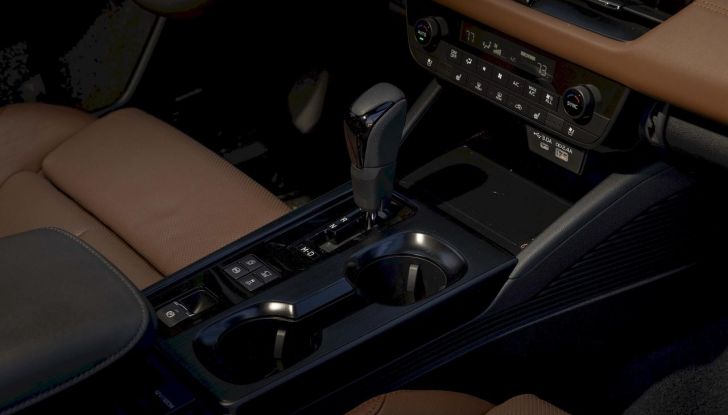 Subaru Outback 2026: con la nuova generazione abbandona le sue radici da station wagon - Foto 16 di 53